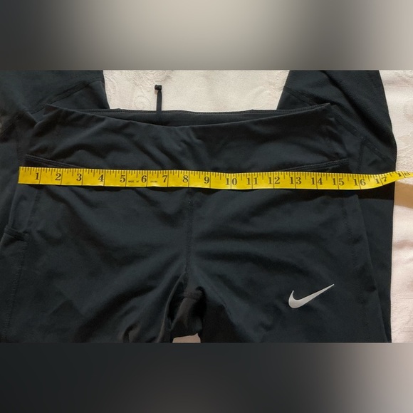 NIKE DRI-FIT Women’s Black Leggings with Moisture-Wicking Fabric Sz M - Picture 10 of 13